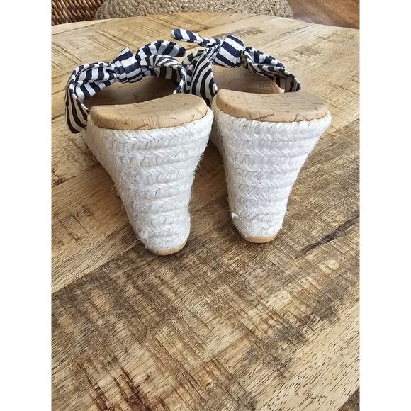 Chico's Blue White Striped Wedges Mules/Slides Size 8 Coastal Nautical Beach - Picture 4 of 10